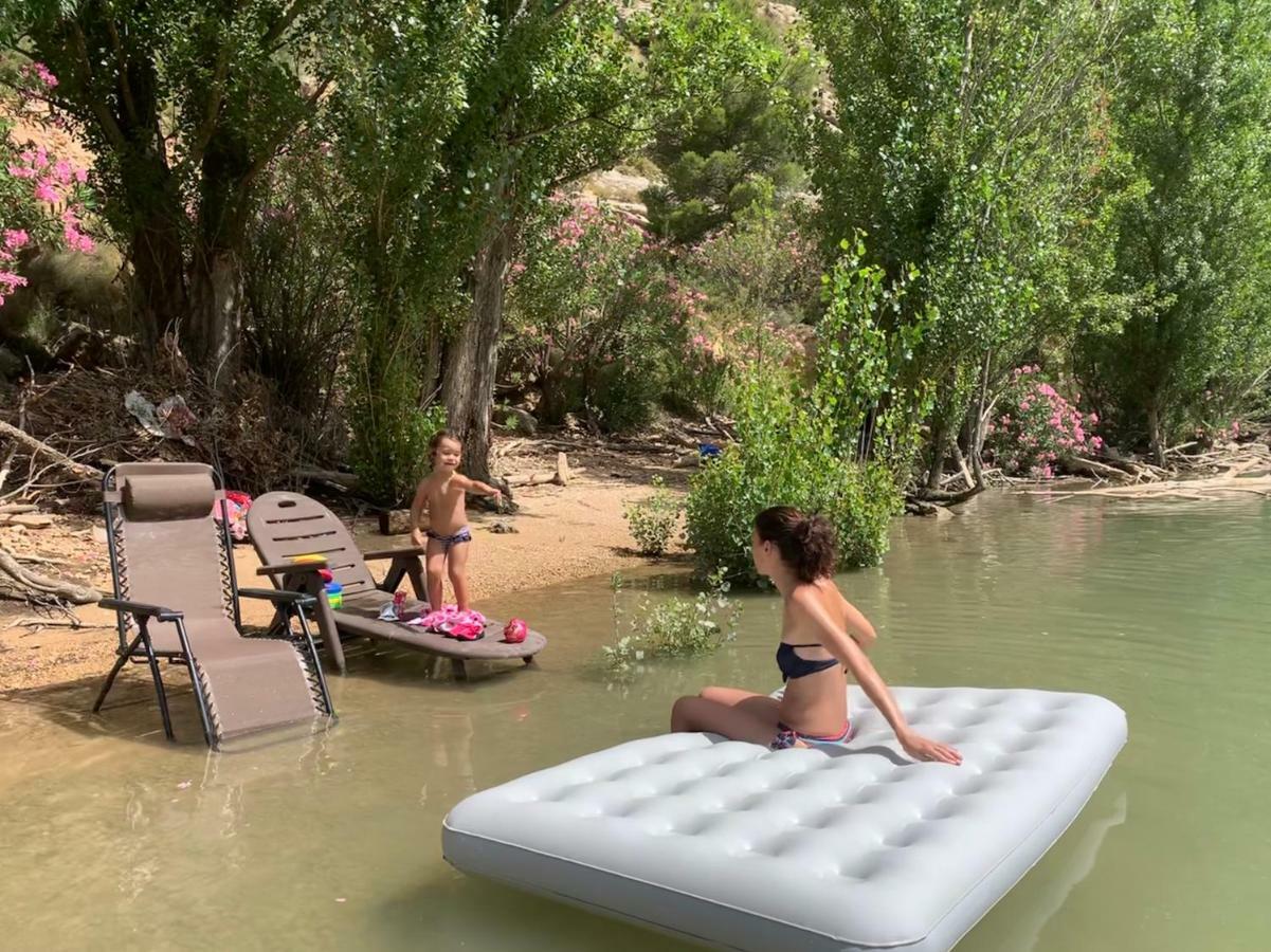 El Refugio De Chloe Villa Villar de Ves Luaran gambar